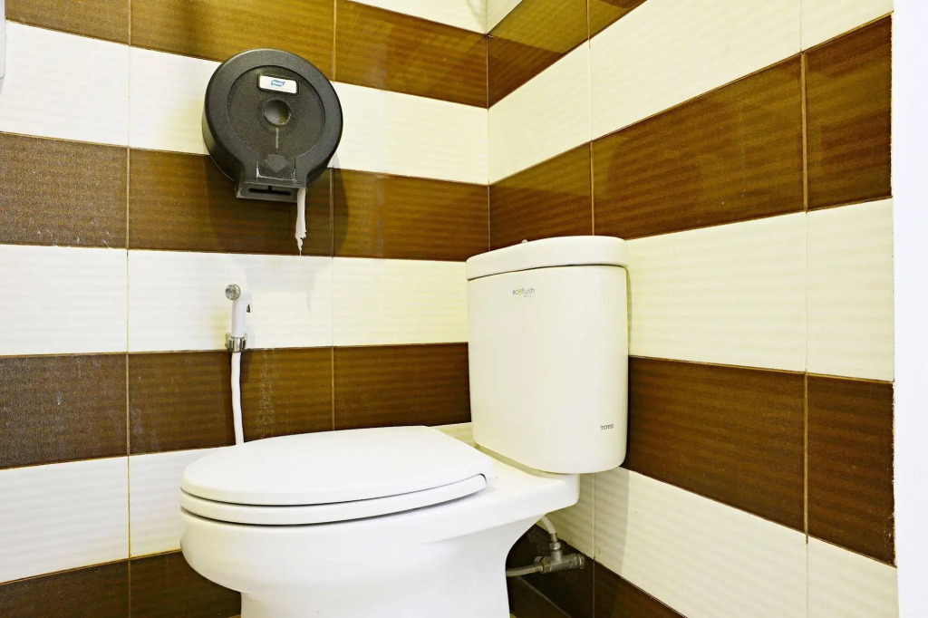 ZEN Rooms Sukaresmi Karang Setra