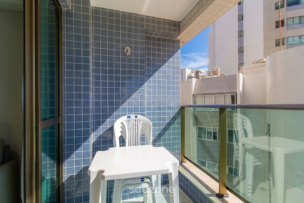 Apto w/ Balcony Beachfront in Boa Viagem Cpf0902