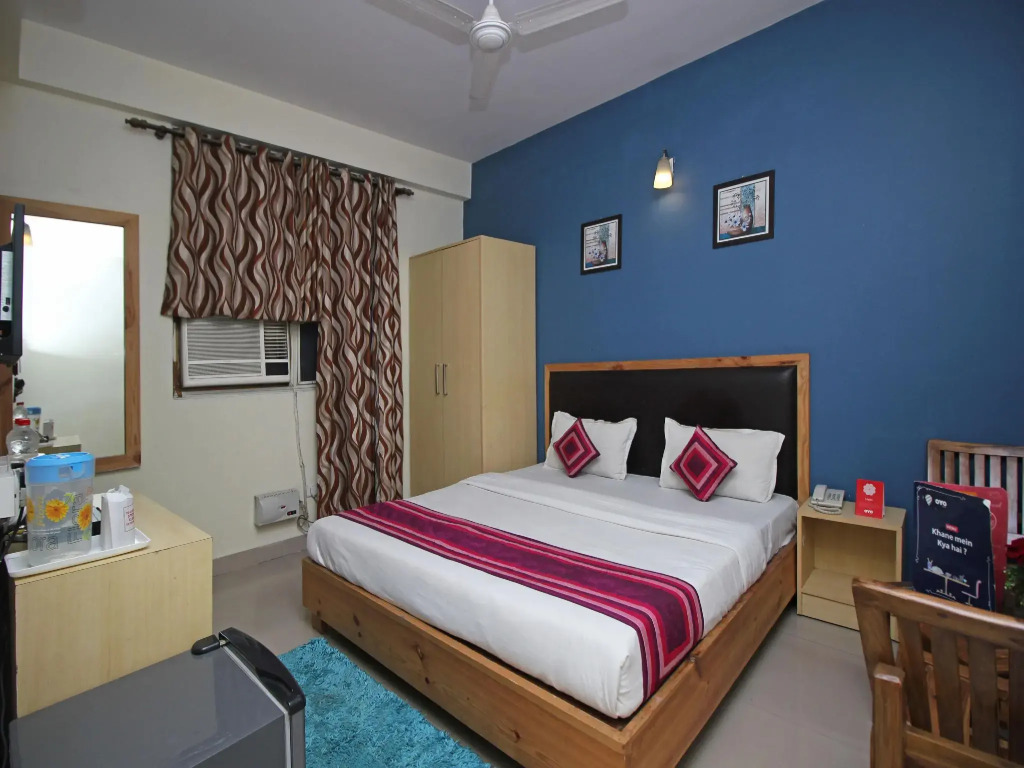 OYO 9046 Hotel Metro Star