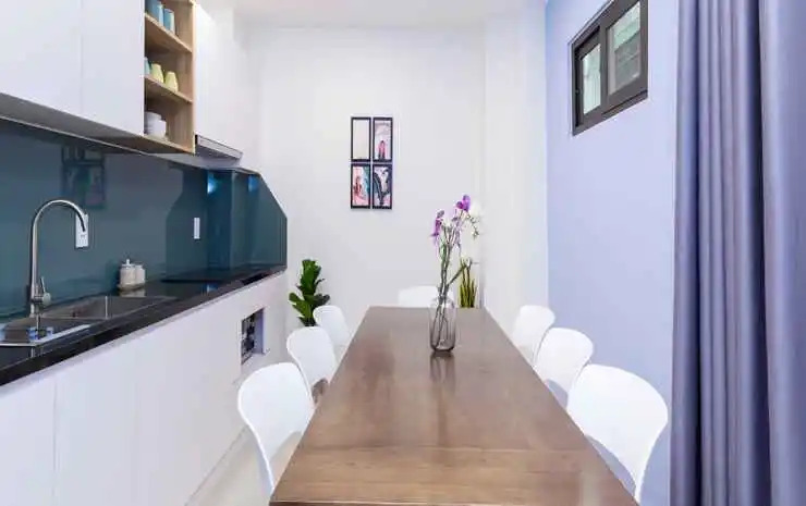 Cozrum Homes - Charming Corner
