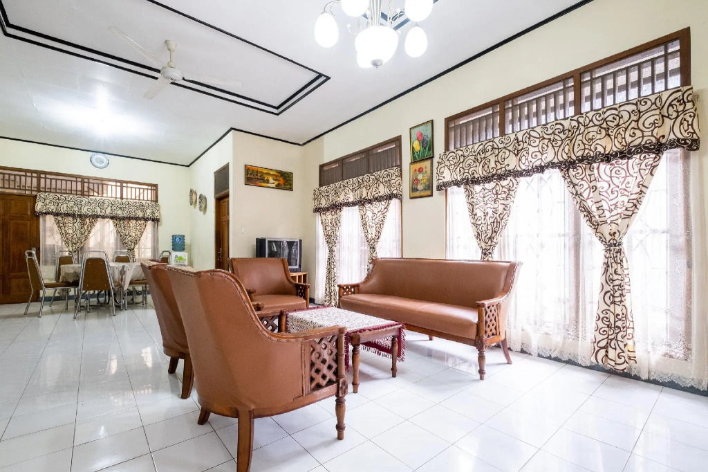 OYO 2889 Abel Homestay