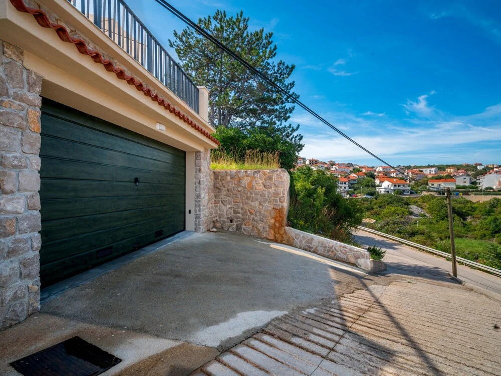 Villa Vali 1 by Interhome
