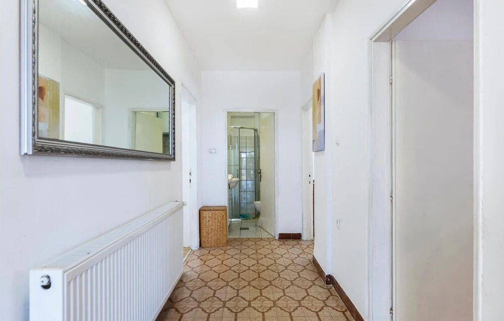 Beautiful Home in Pula With Wifi and 3 Bedrooms