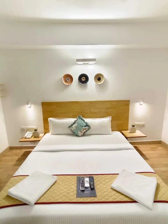 The Urban Stays Hotel