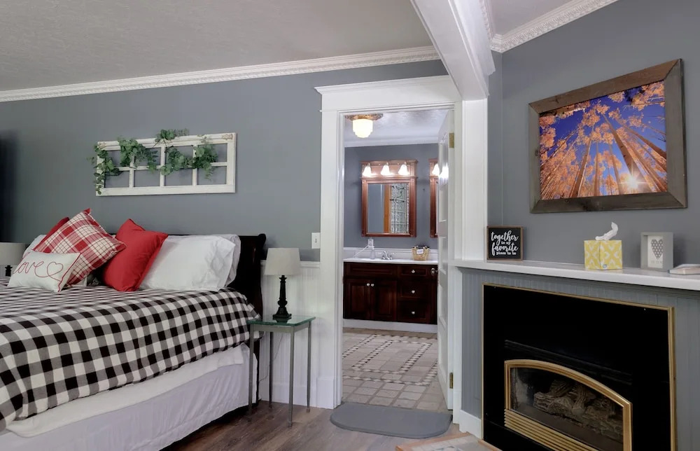Secret Garden Bed & Breakfast
