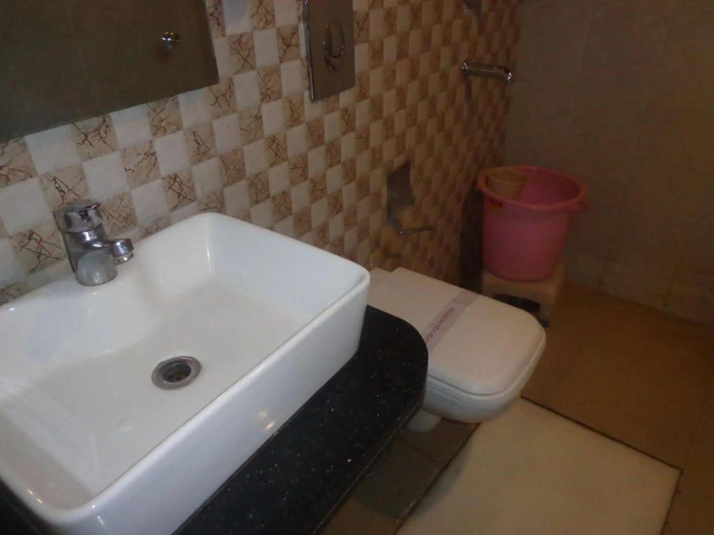 Hotel Guruvas Inn