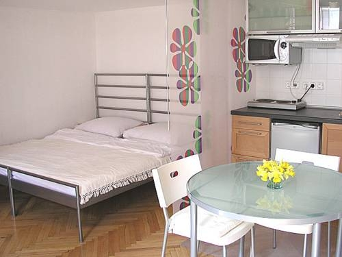 Arcadia Westend Flat