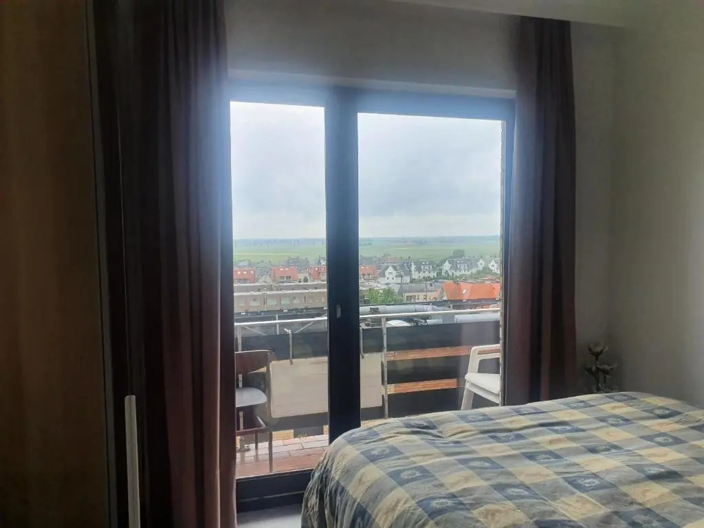 Appartement met 2 slaapkamers op zeedijk Middelkerke