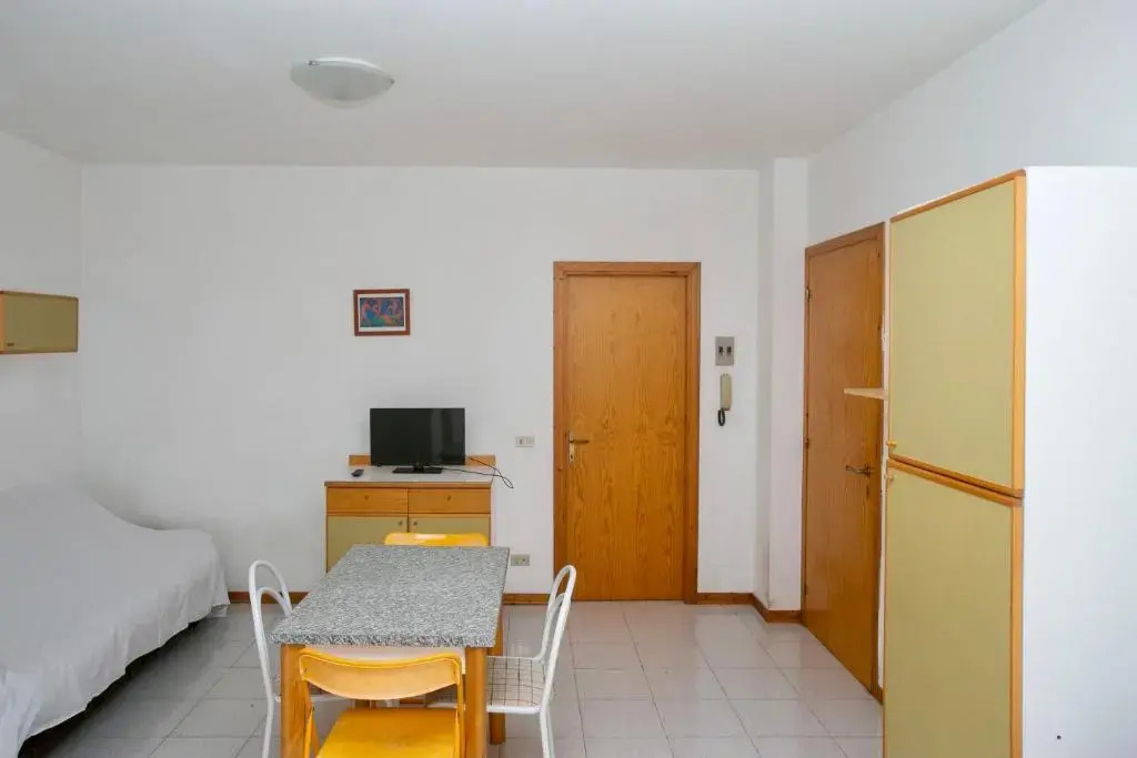 S75 - Sirolo, bilocale con giardino in centro