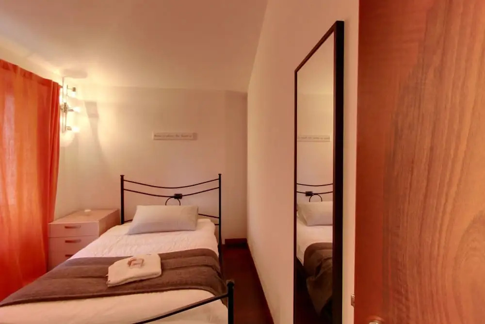 MyRoom Guest House