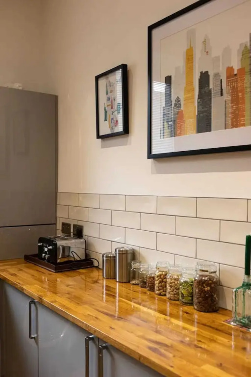Stylish 2 Bedroom Apartment By Edinburgh Castle