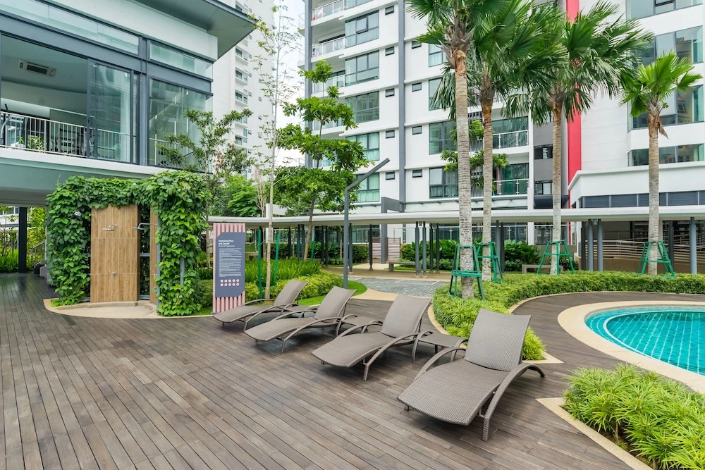 V Residence1 by Plush