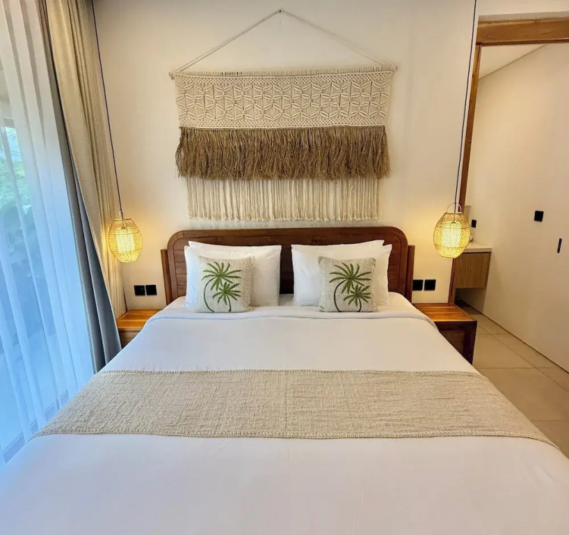 Villa Lily Bay Selong Belanak