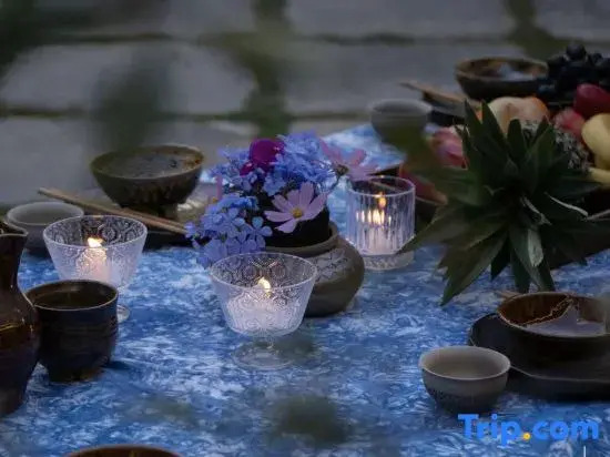 Manyun Ting Bai Ethnic Centennial Courtyard Designer Meisu