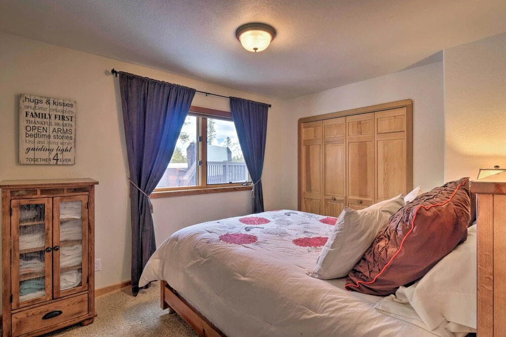 Snowshoe & Ski: Home w/ Mtn-view Deck in Breck!