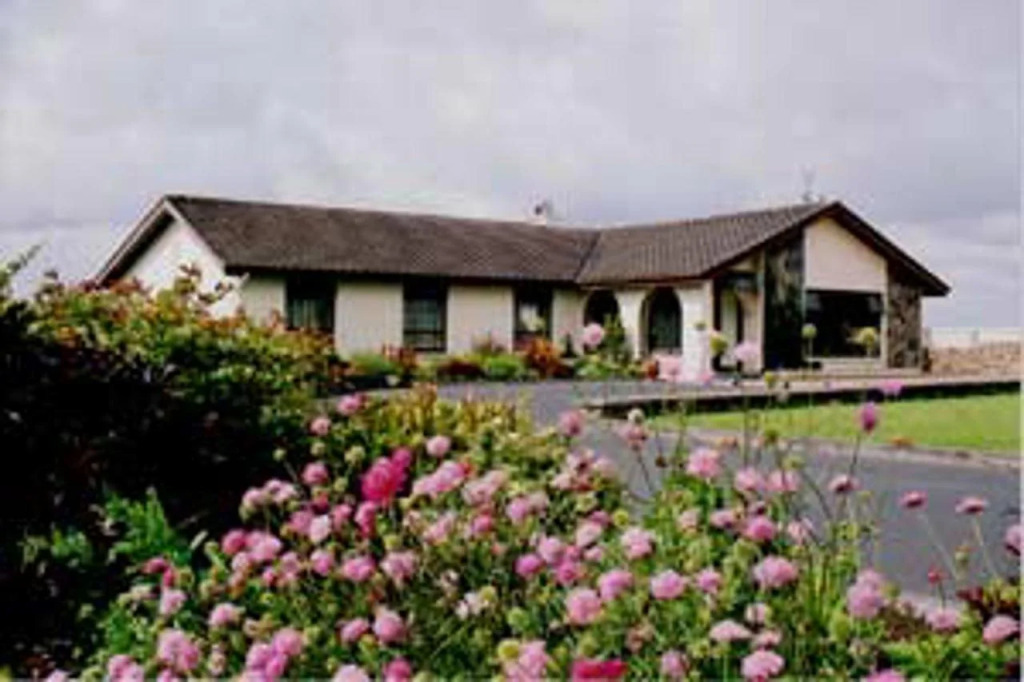 Ardmor Country House