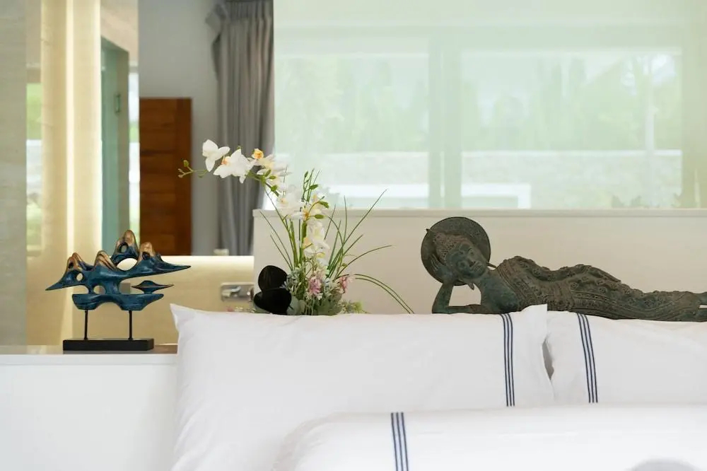 Luxury Balinese Private Pool Villa! KBR12