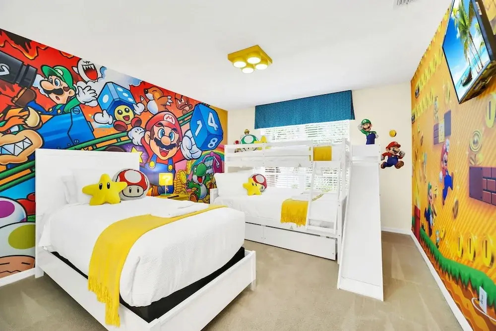 Spacious Villa: Pool, Game Room & Themed Rooms