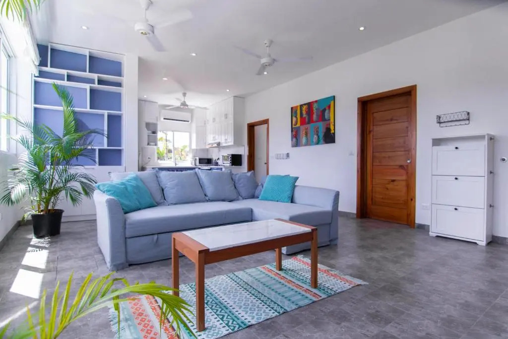 Private Rooftop Patio 2 Bedroom Apartment