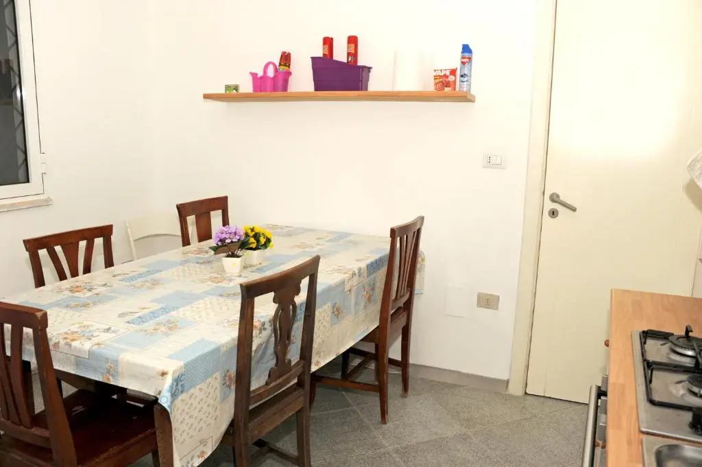 House with 3 bedrooms in Baia Verde 100 m from the beach