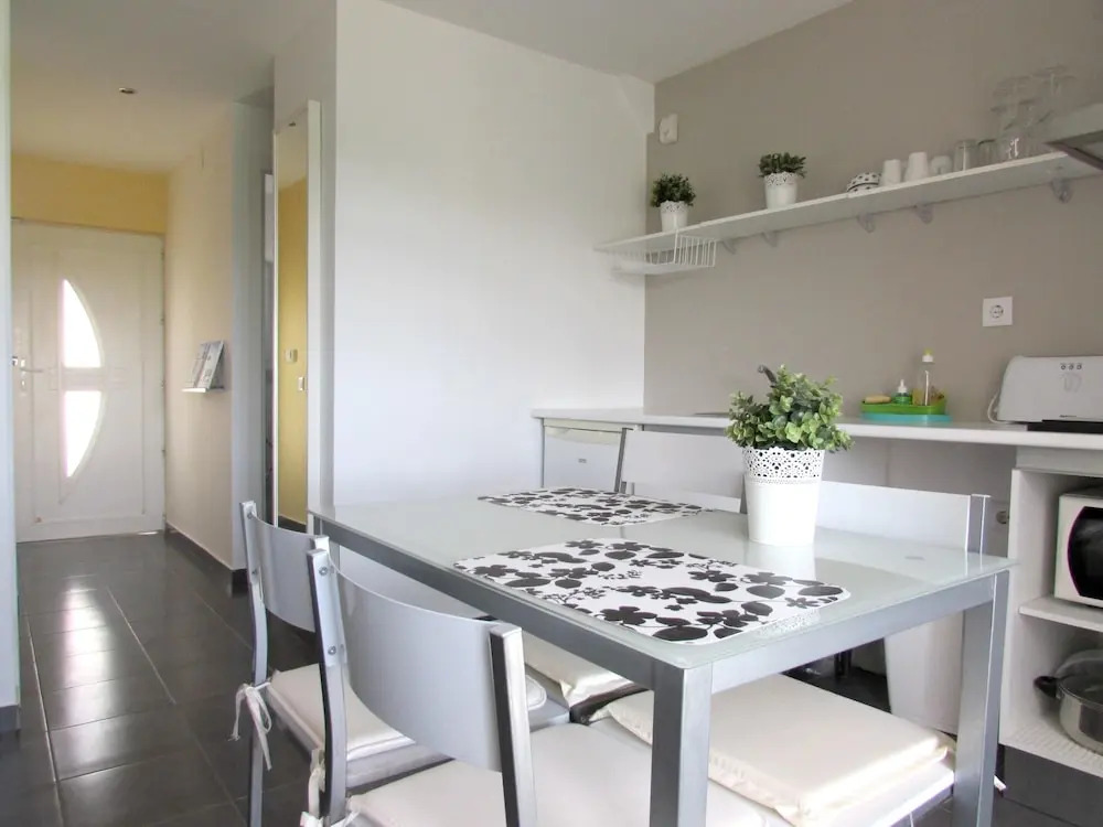 House With one Bedroom in Faro, With Shared Pool, Enclosed Garden and Wifi Near the Beach