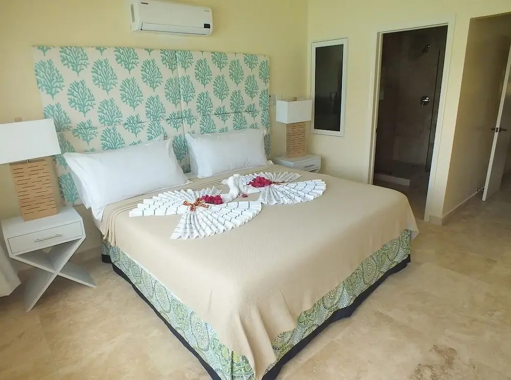 Bella Villa at Jolly Harbour