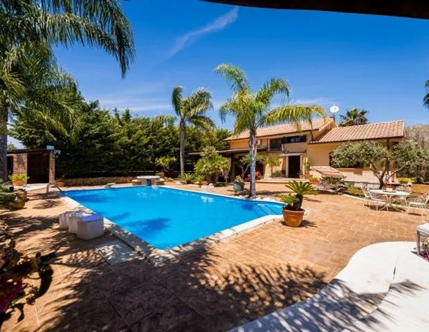 Locazione Turistica Villa Dafne