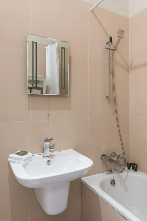 Beautiful 3BR Flat in SW London
