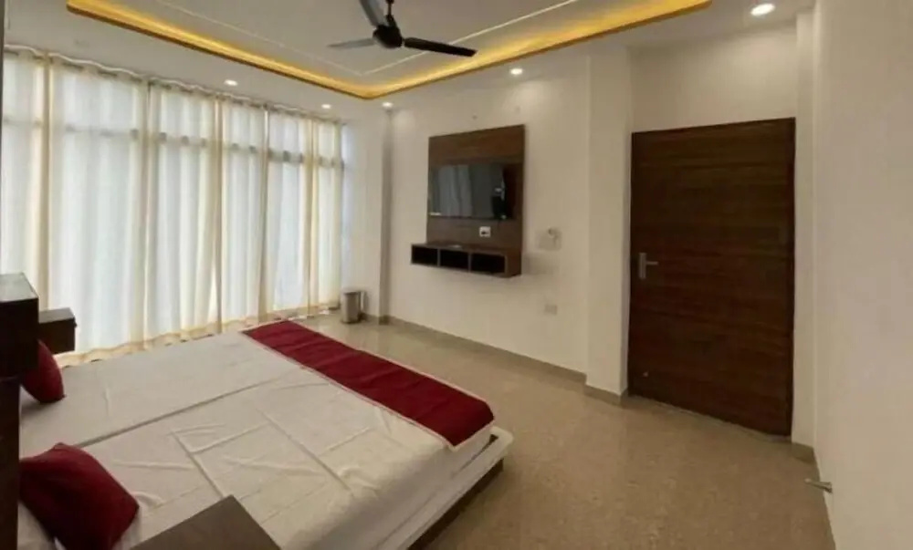 Fabhotel Karshani Kripa Dham