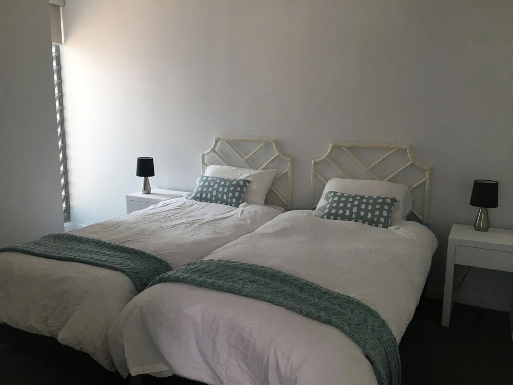 Elysee Apartments