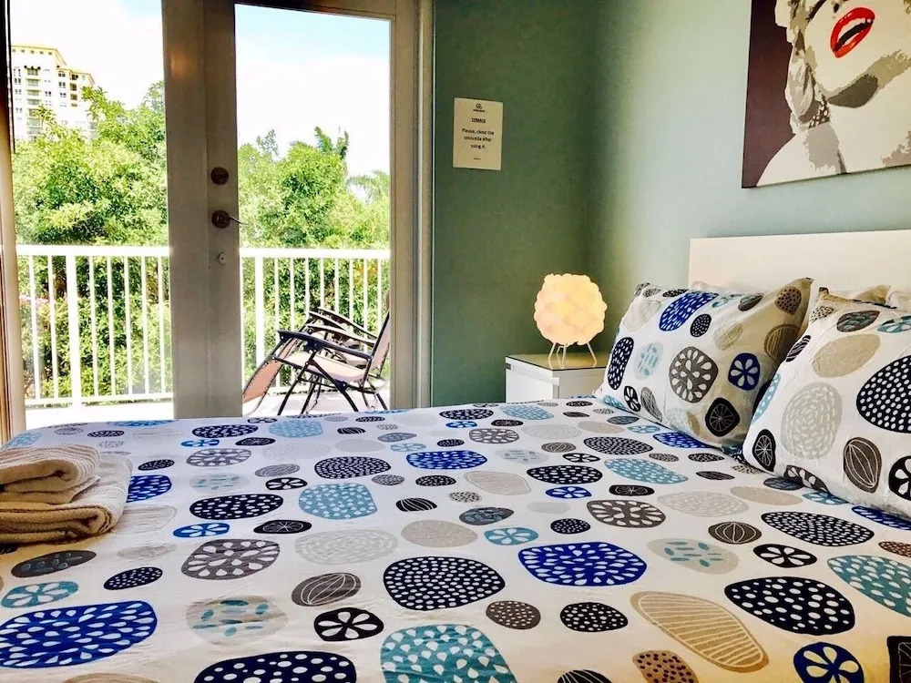 4 Bedroom Home by Ideal Experience VR