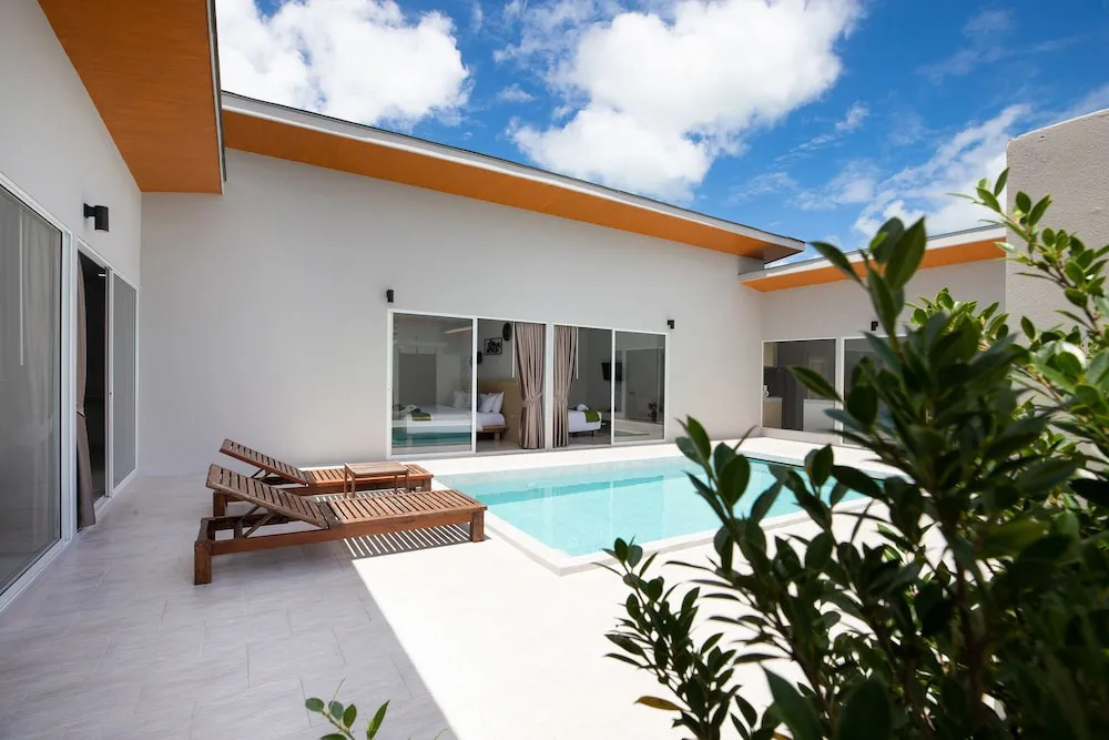 Andaman Sea Best Pool Access and Villas