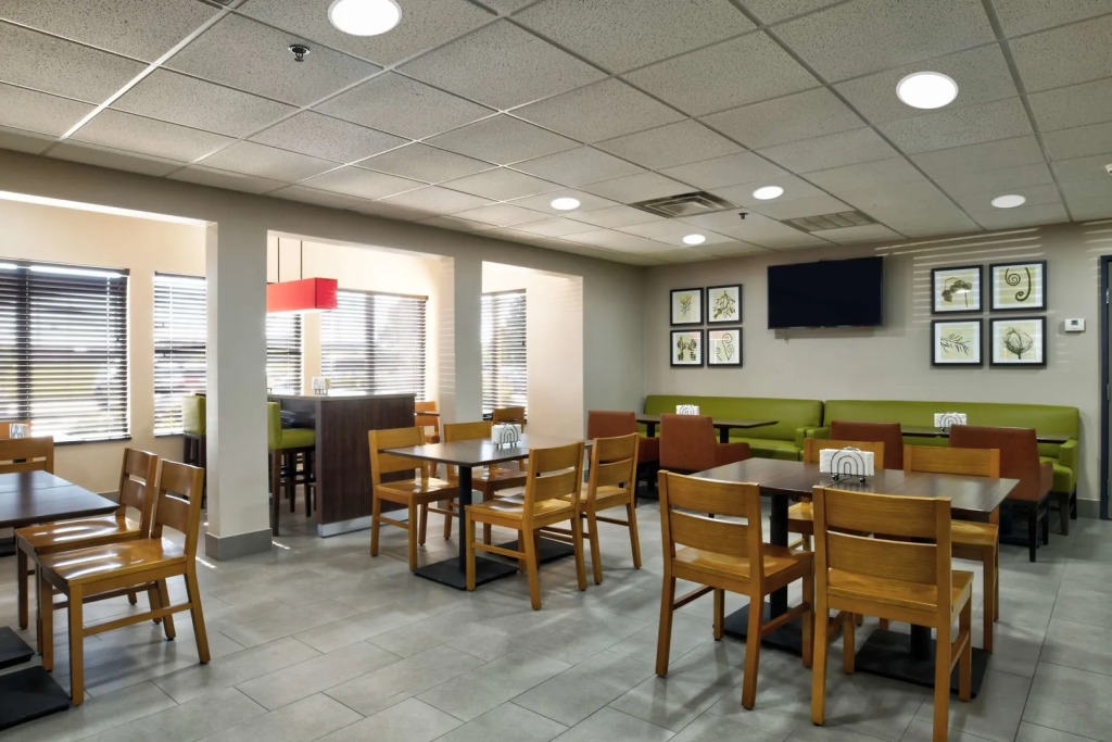 Country Inn & Suites by Radisson, Oklahoma City Airport, OK