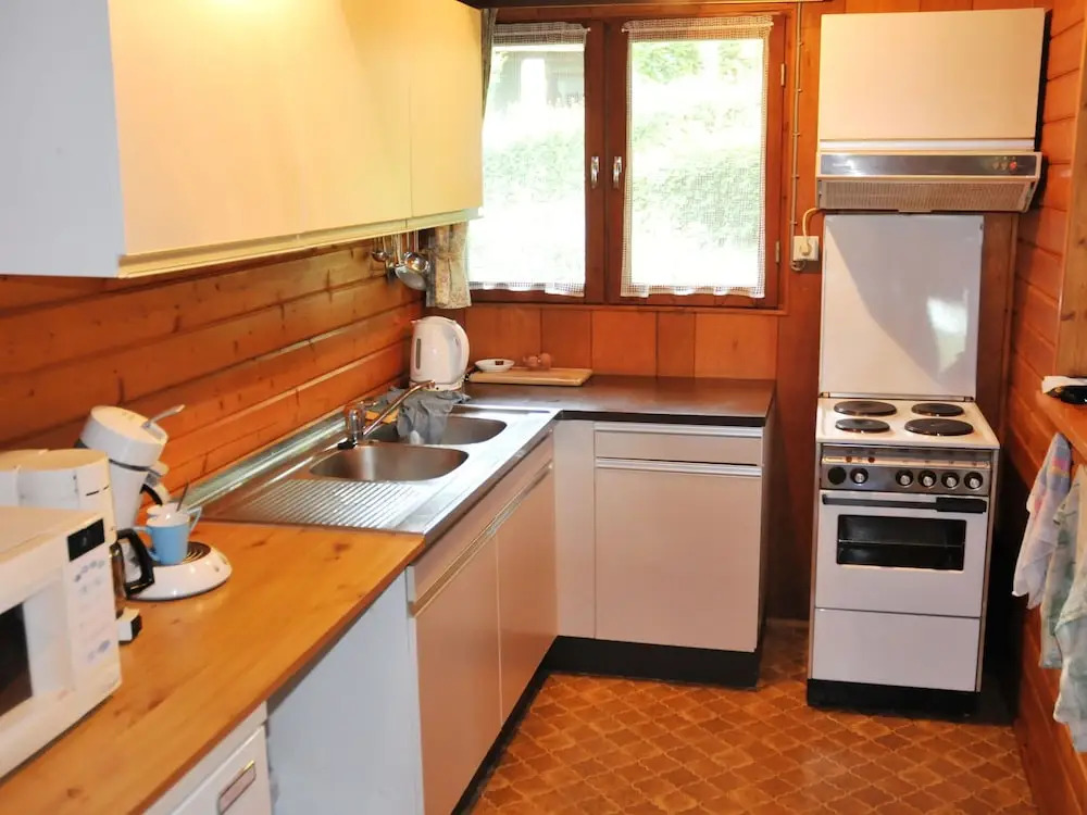 Bungalow in Belgium Near Green Hills
