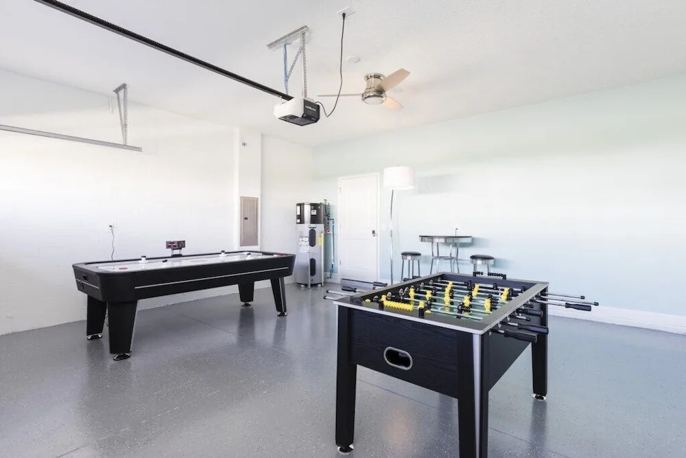 Champions Gate 1694 - Eight Bedroom Pool Home