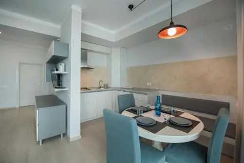 WAVE 1 Promenada Apartments