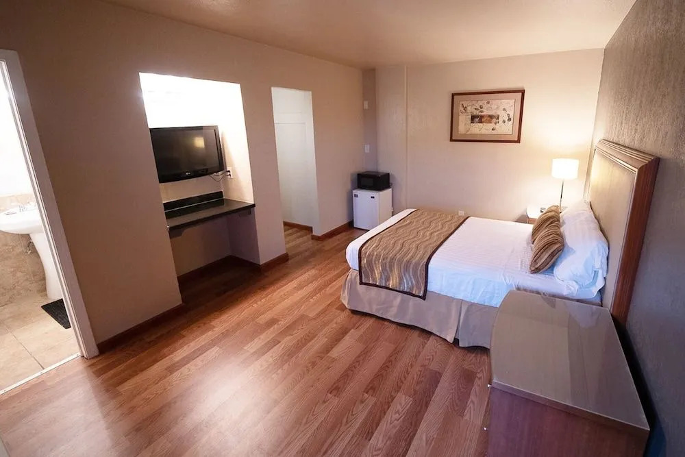 Stay inn suite