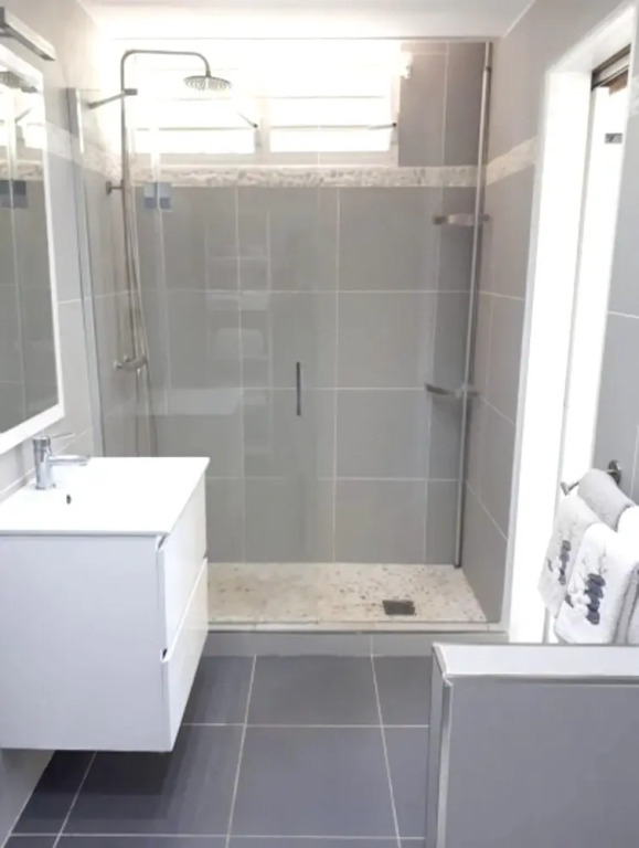 Apartment with One Bedroom in Sainte-Anne, with Wonderful Sea View, Enclosed Garden And Wifi - 3 M From the Beach