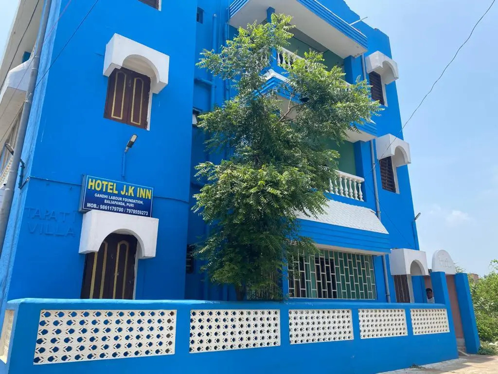 SPOT ON 82497 Hotel Jk Inn