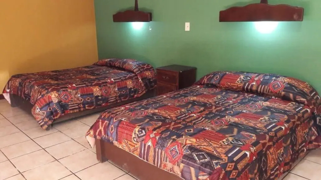 Hotel Hacienda Escondida