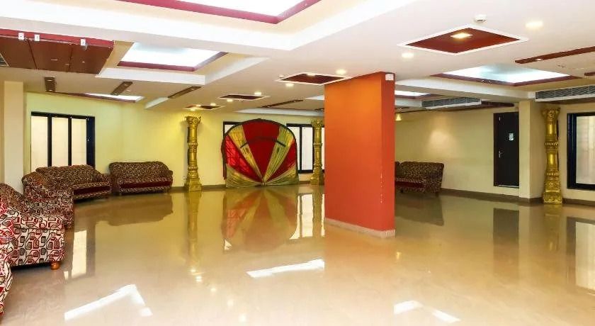 OYO Rooms Jatin Das Park Metro Station