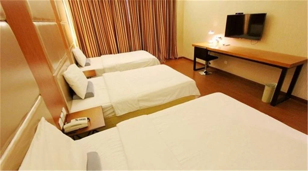 Starway Hotel Qingdao Taidong Pedestrian Street