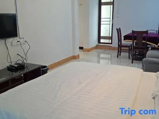 Hefeng Yitong Hotel