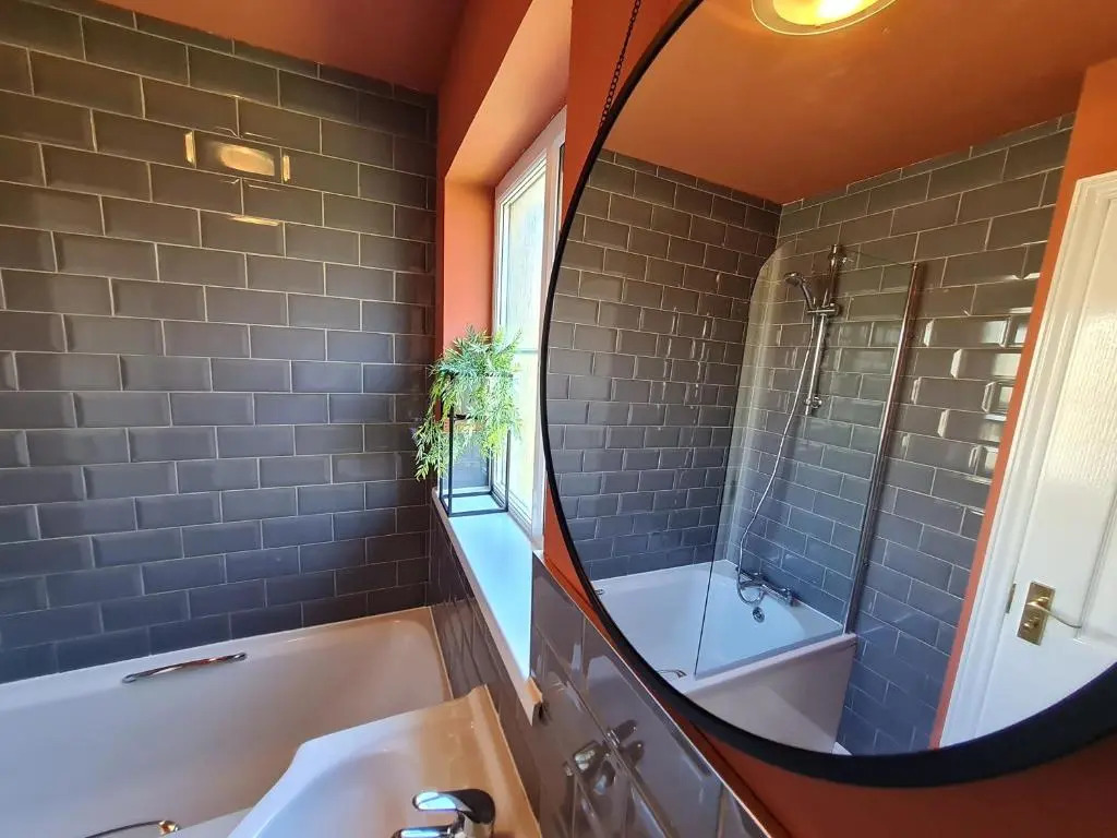 RARE FIND 3BR Detached with Garage Bike Park Wales & Brecon Beacons