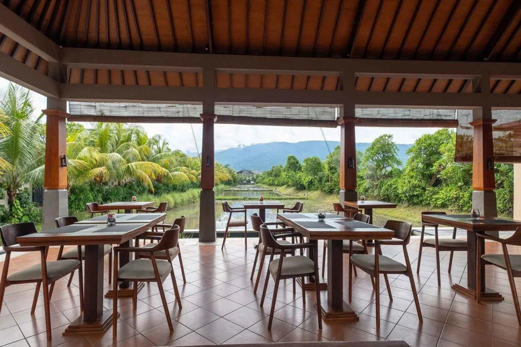 The Grand Villandra Resort Lovina