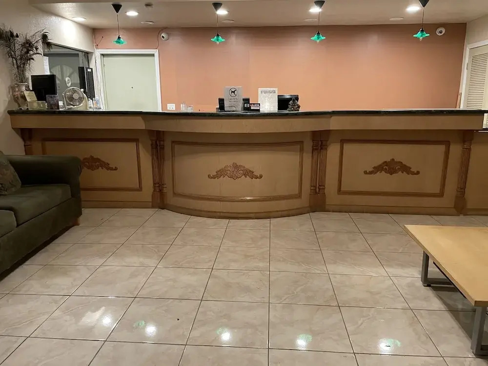 Regency Inn