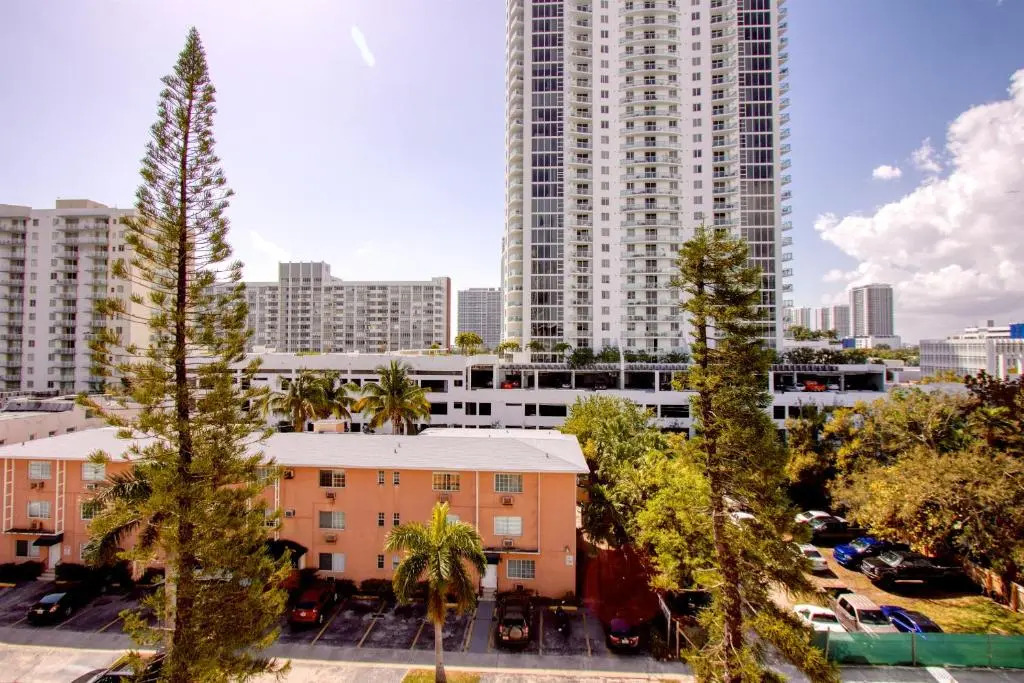 23 Palms Suites - Midtown Wynwood