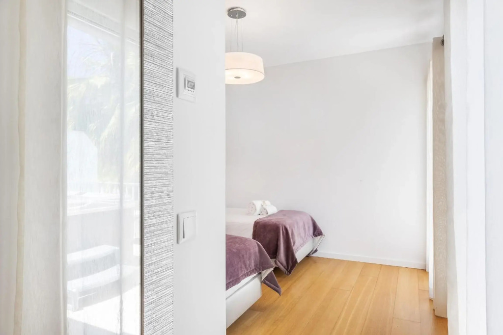 ELLE Design Villa by OCvillas - Private Heated Pool and Jacuzzi