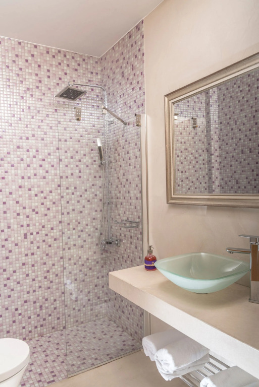 Forest Suites Boutique Hotel