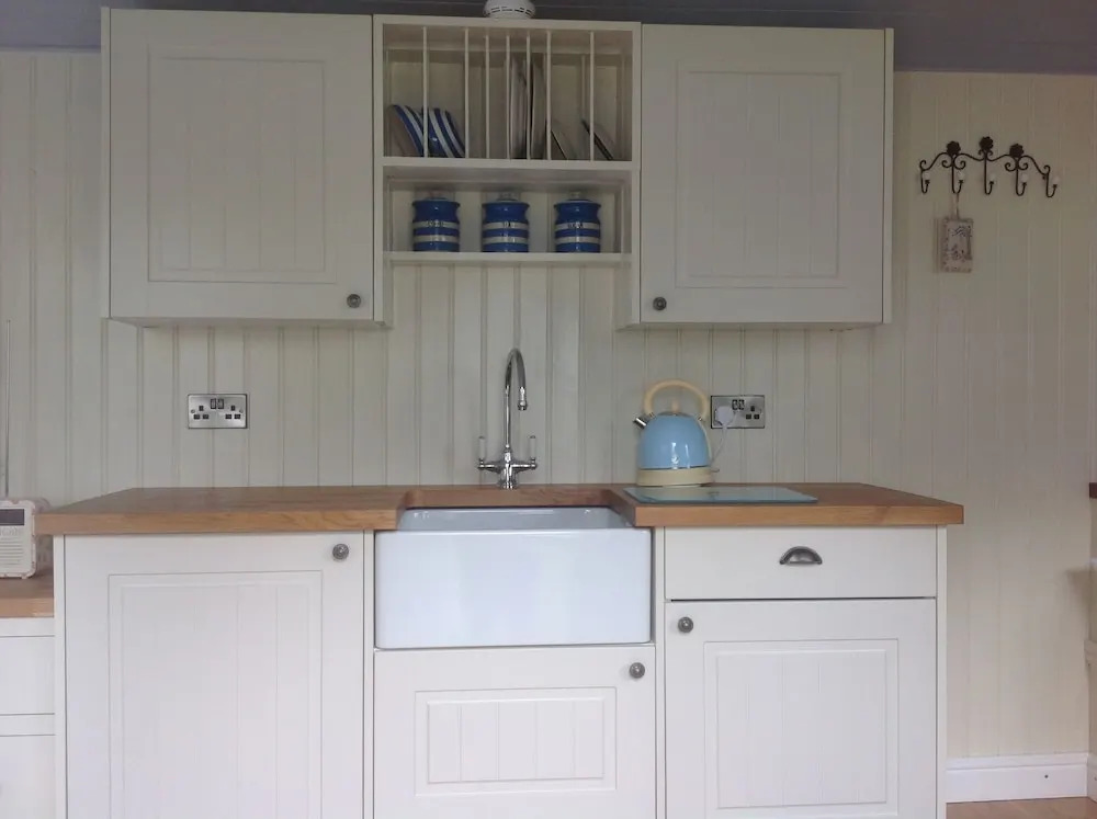 Little Trelawney Shepherd Hut